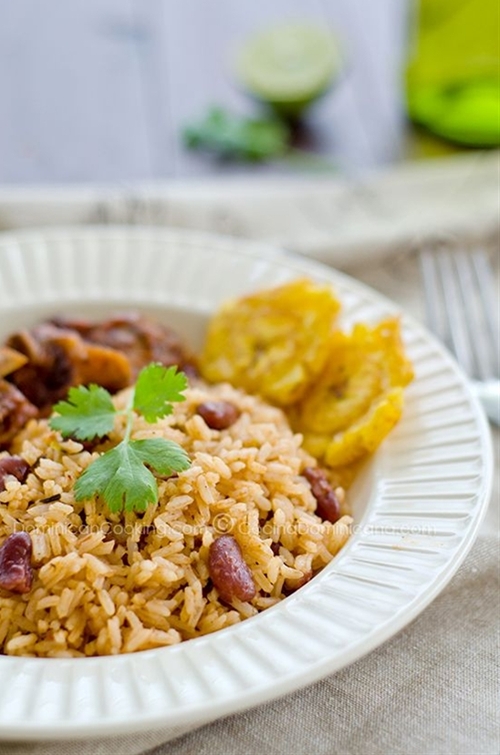 Dominican Rice & Beans (Moro de Habichuelas) recipe Chefthisup