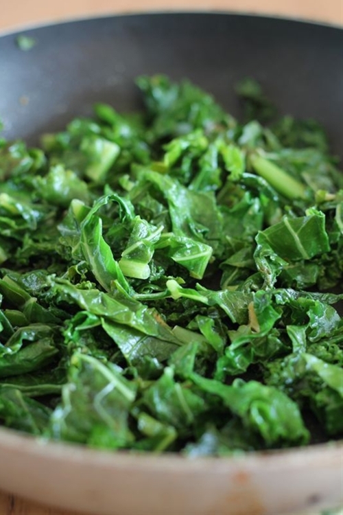 Garlic Cooked Kale recipe Chefthisup
