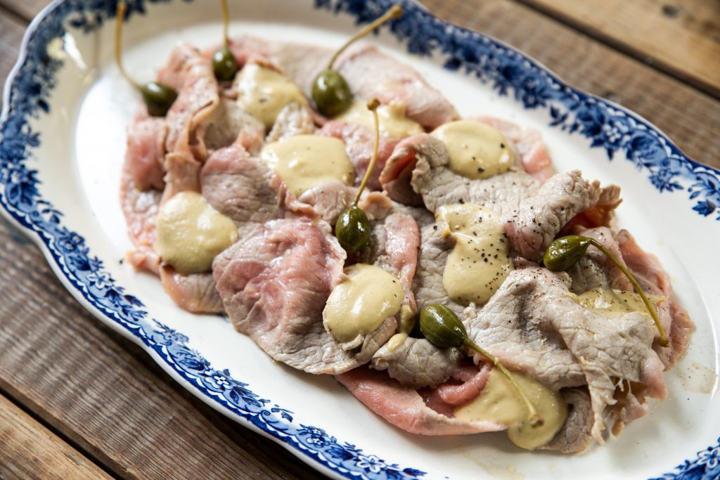 Vitello tonnato. chiaramaci