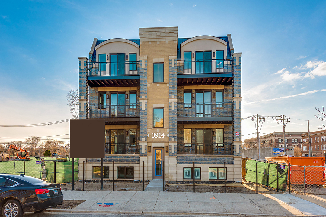 Exquisite new construction triplex in Bronzeville Chicago Agent