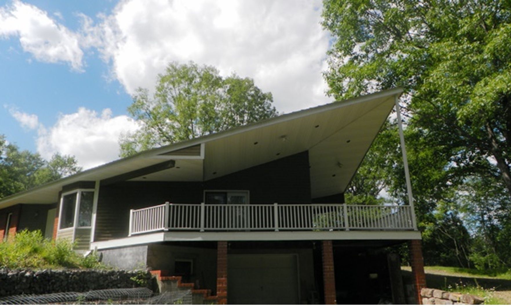 Fly direct to this Pennsylvania mountain home Chicago Agent Magazine