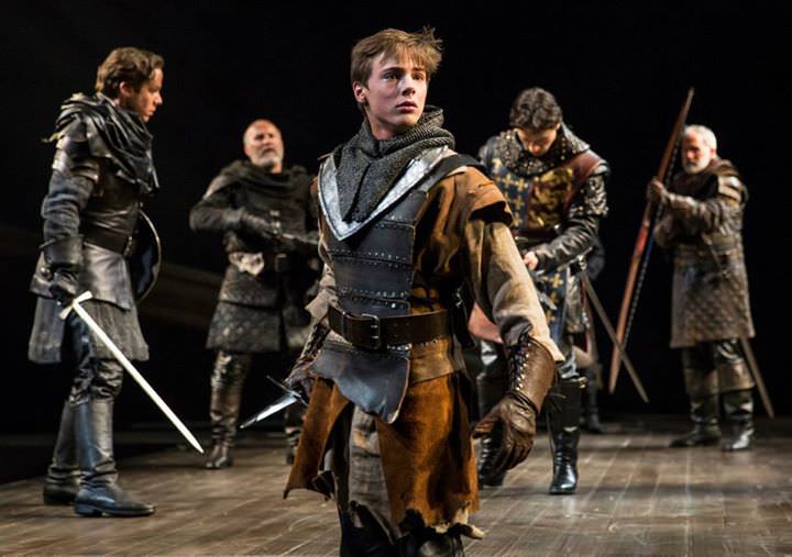 Henry V Theatre reviews
