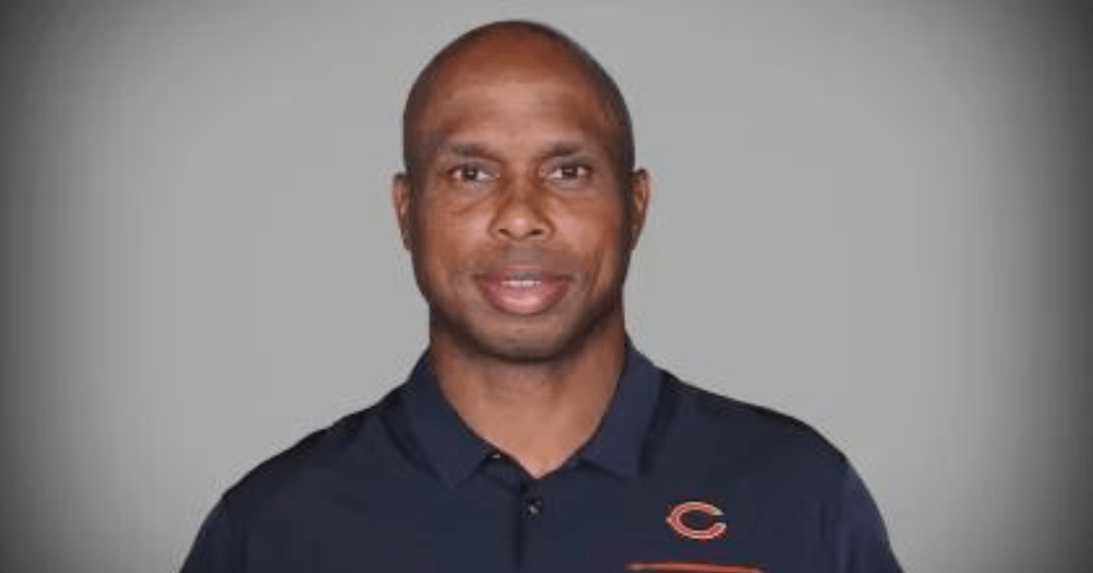 Bears sign quarterbacks coach Kerry Joseph