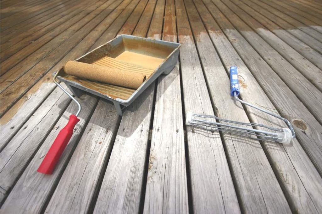 How To Prepare A Deck Before Staining?