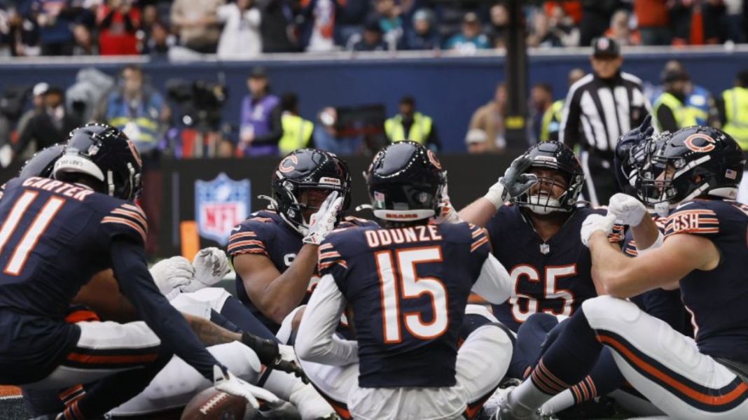 Bears Soar Over Jaguars