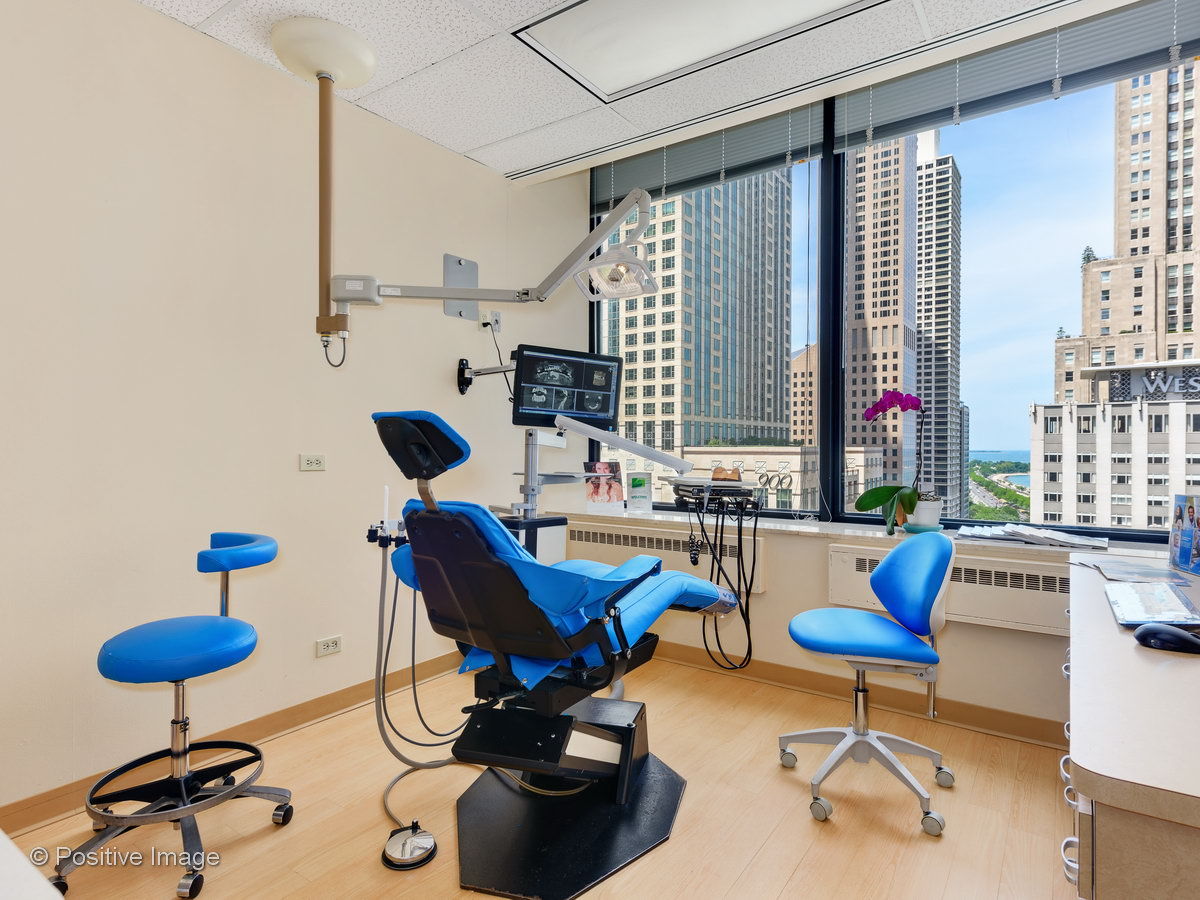 0007 (2) Chicago Dental Solutions