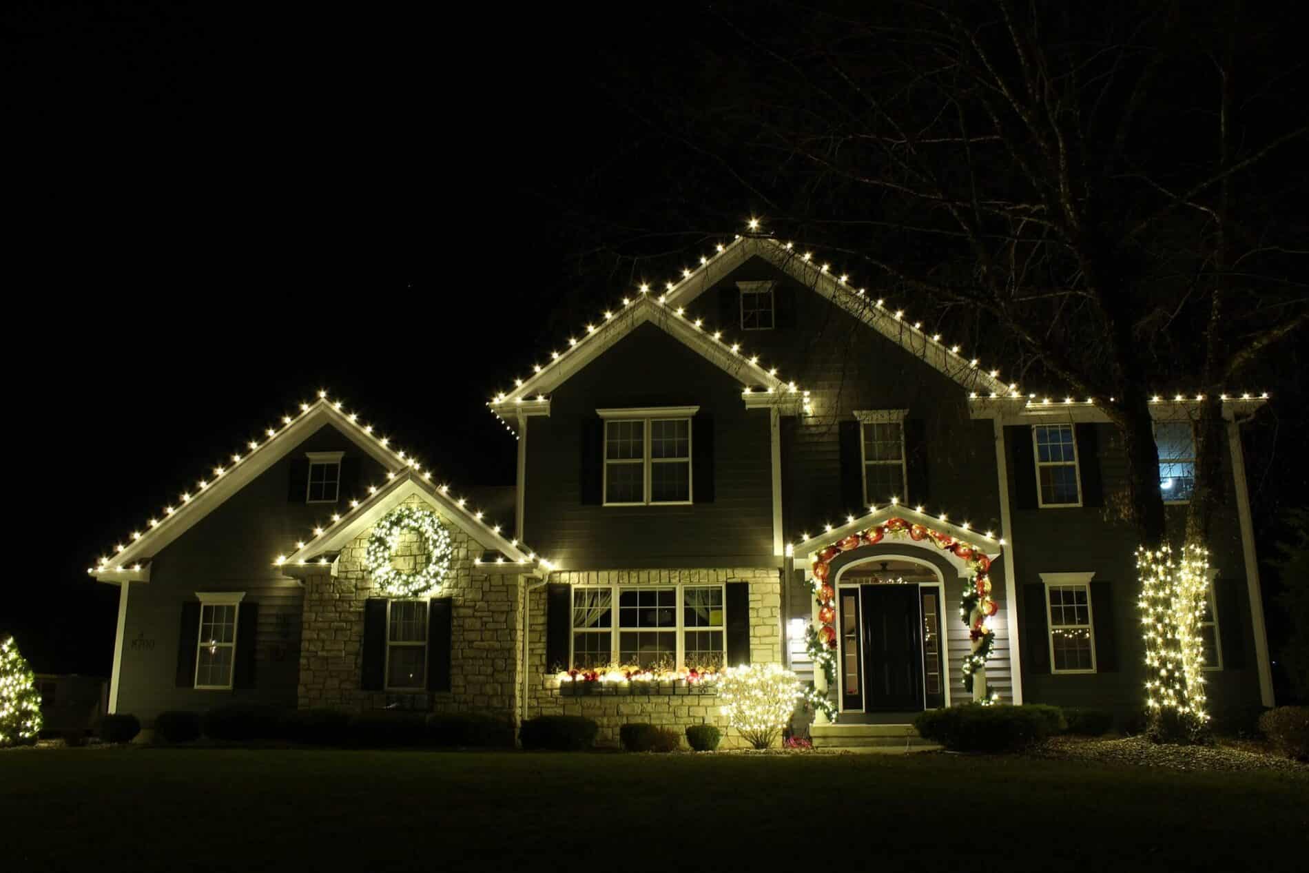 Christmas Light Installation Long Grove Chicagoland Christmas Lights