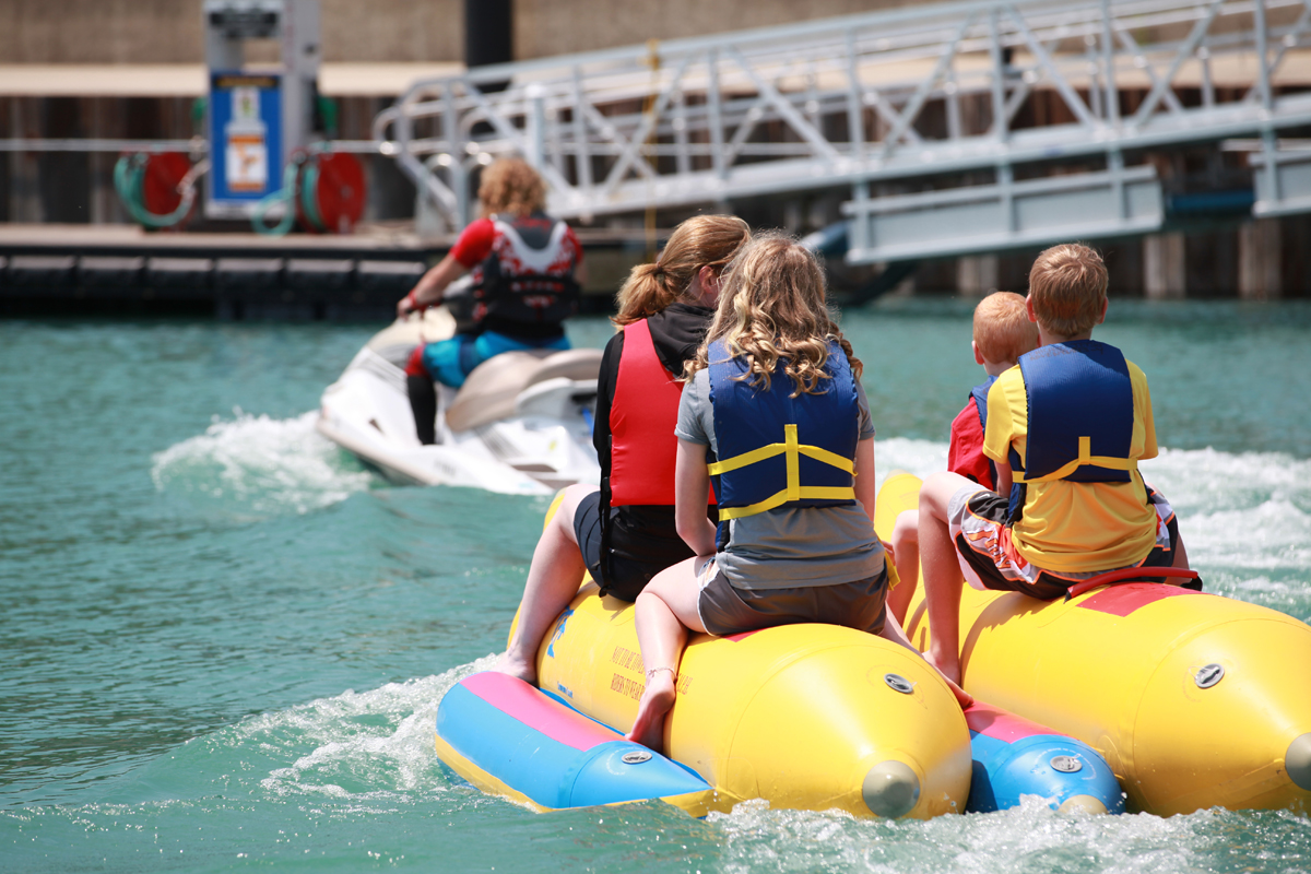 Progressive Insurance Chicago In-Water Boat Show - Chicago Parent