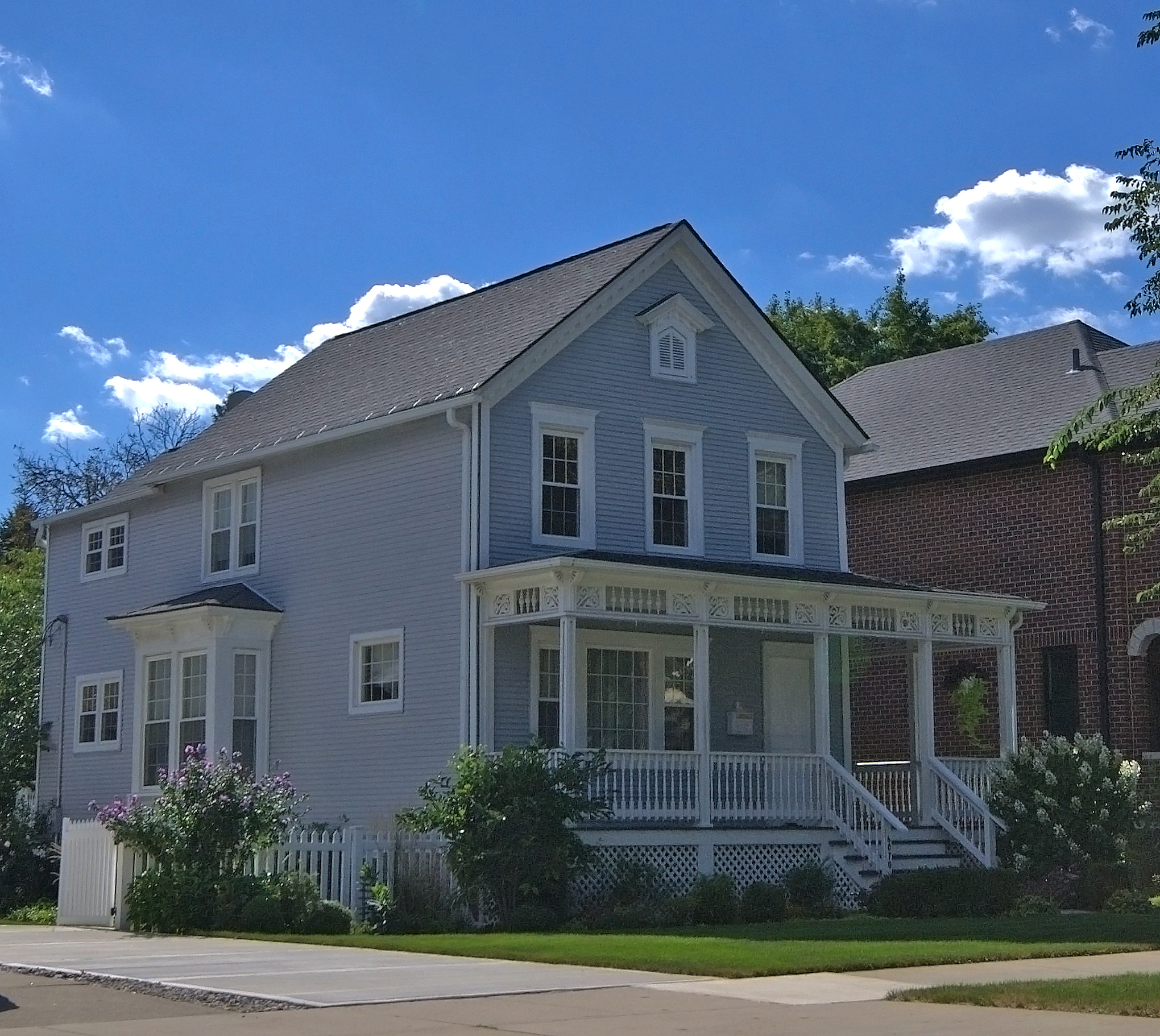 » Historic Houses and Homesteads in Old Norwood Park Chicago Patterns