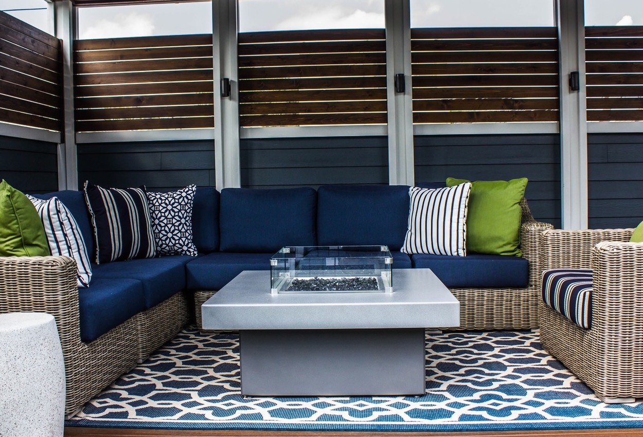 Outdoor Furniture Show In Chicago CRD+G Furniture Sale Saturday May 14, 2016 Chicago Roof Deck + Garden