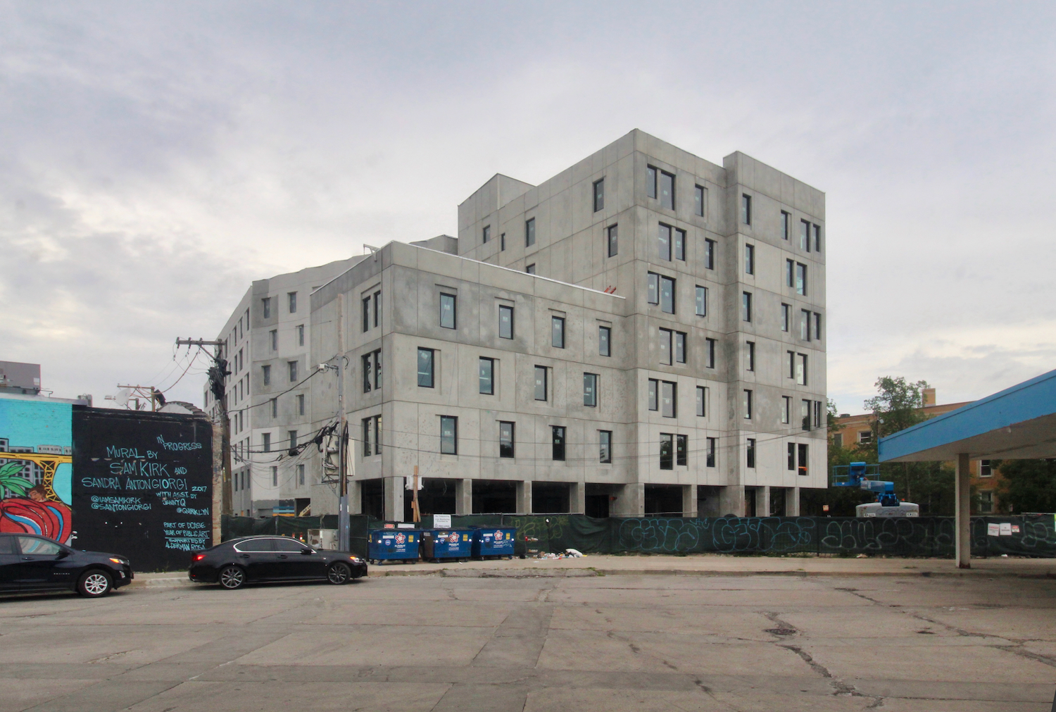 Final Painting Kicks Off for Emmett Street Apartments in Logan Square