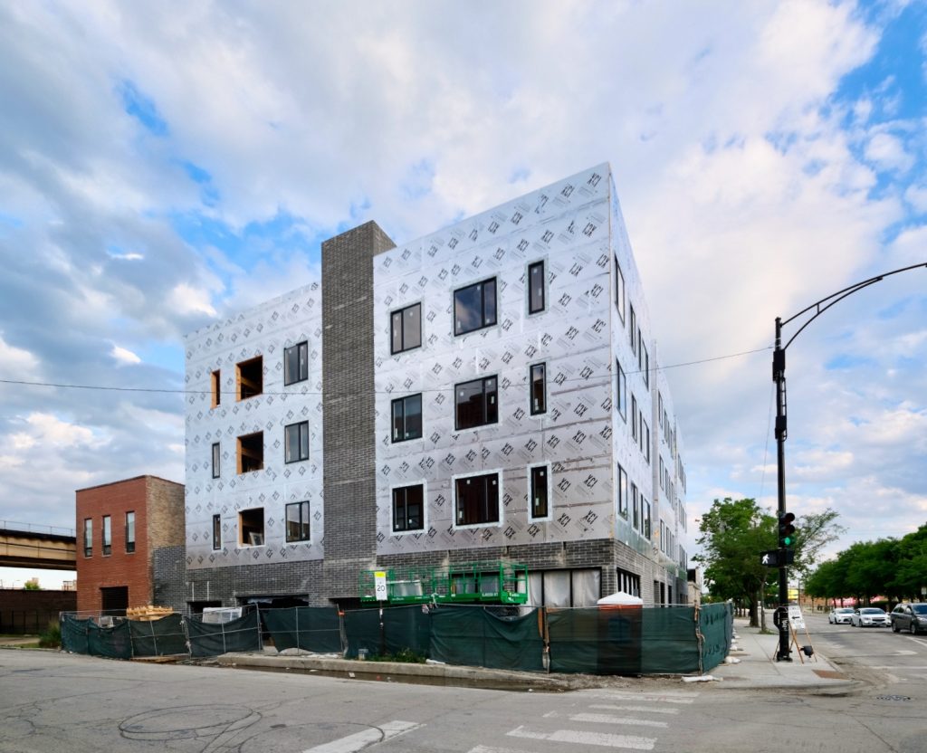 Exterior Takes Shape at 2401 S State Street in Near South Side