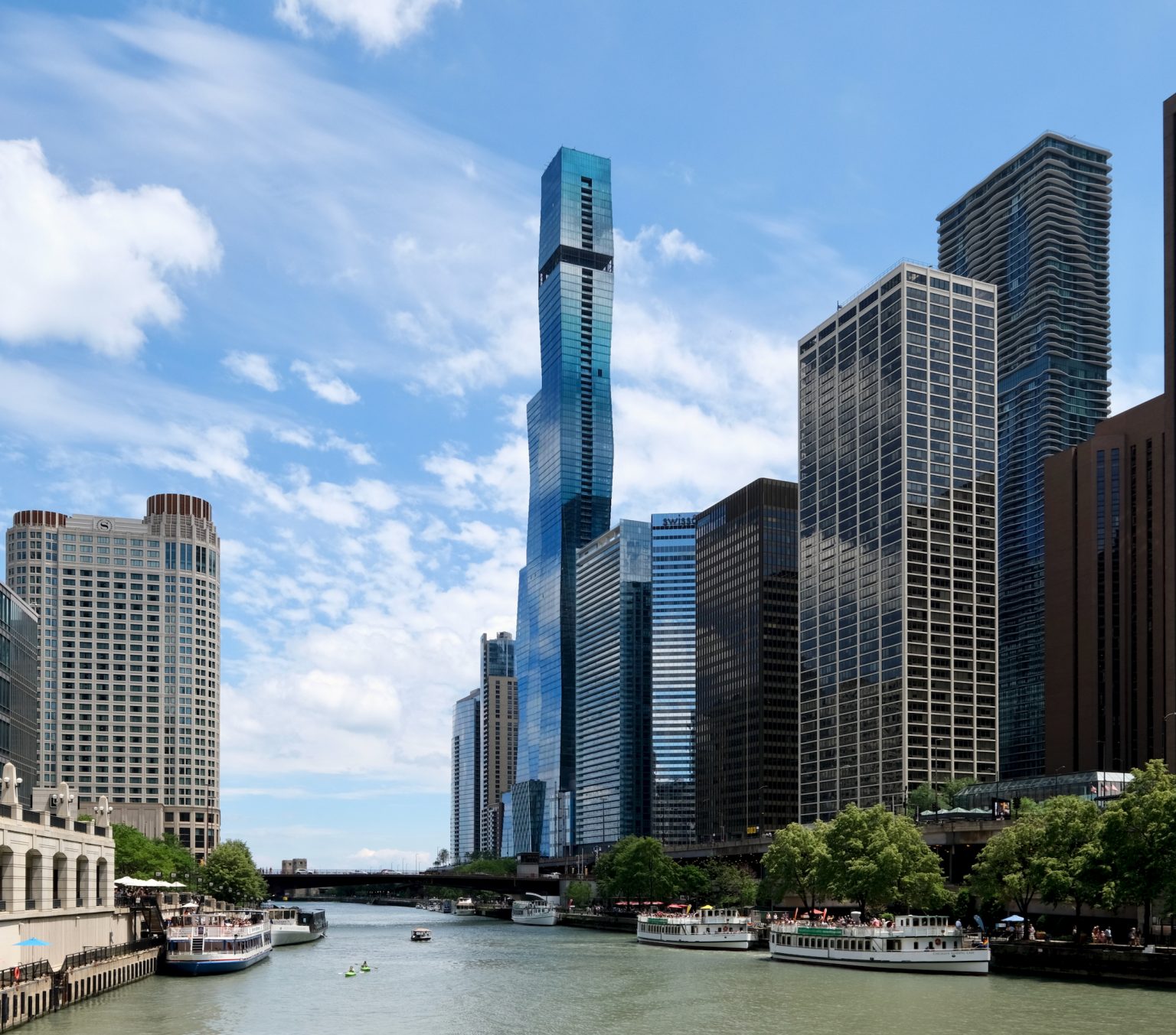 Hotel Portion Progresses at PartiallyOpen St. Regis Chicago Chicago