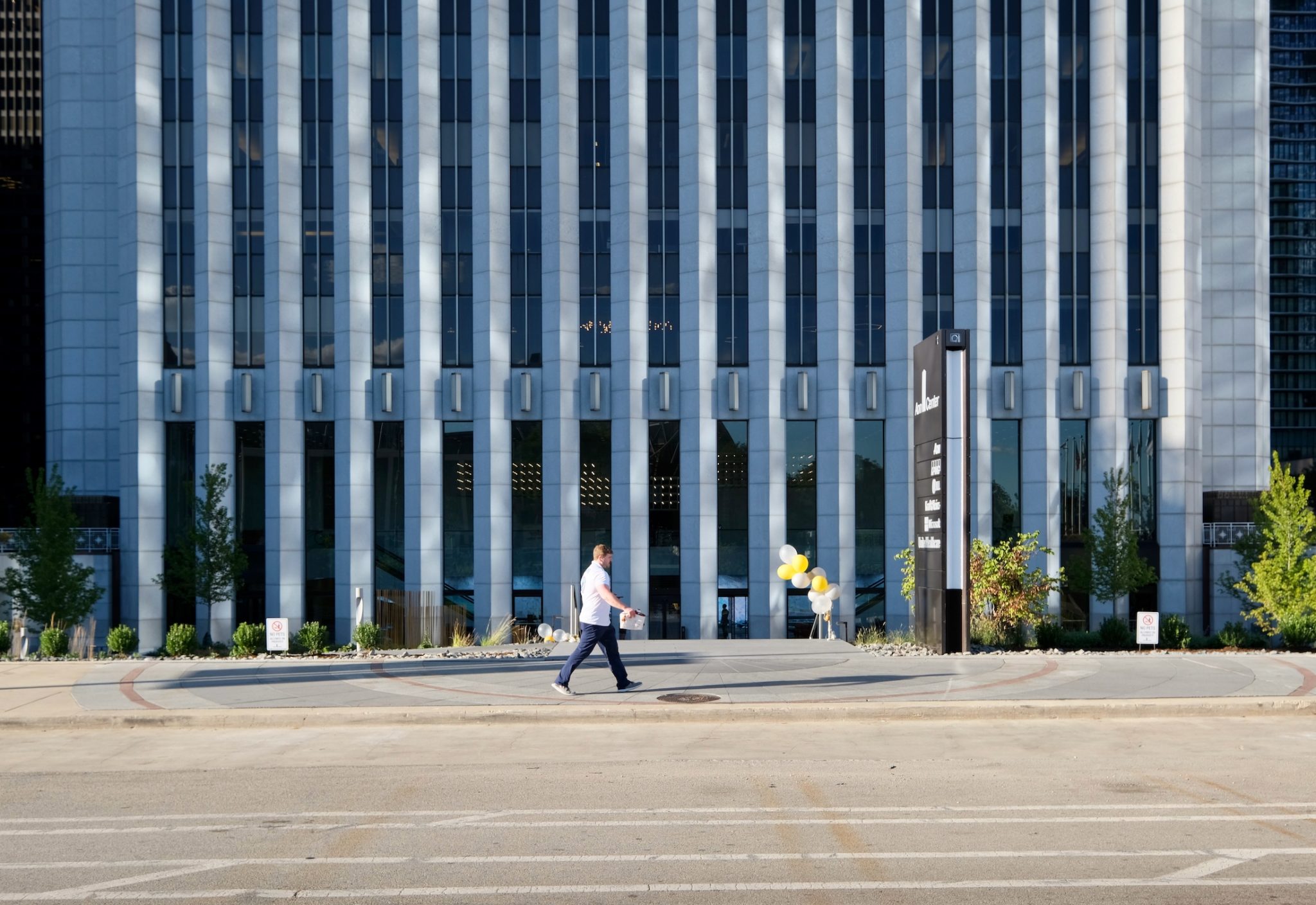 Aon Center Plaza Opens to Public at 200 E Randolph Street in New Eastside Chicago YIMBY