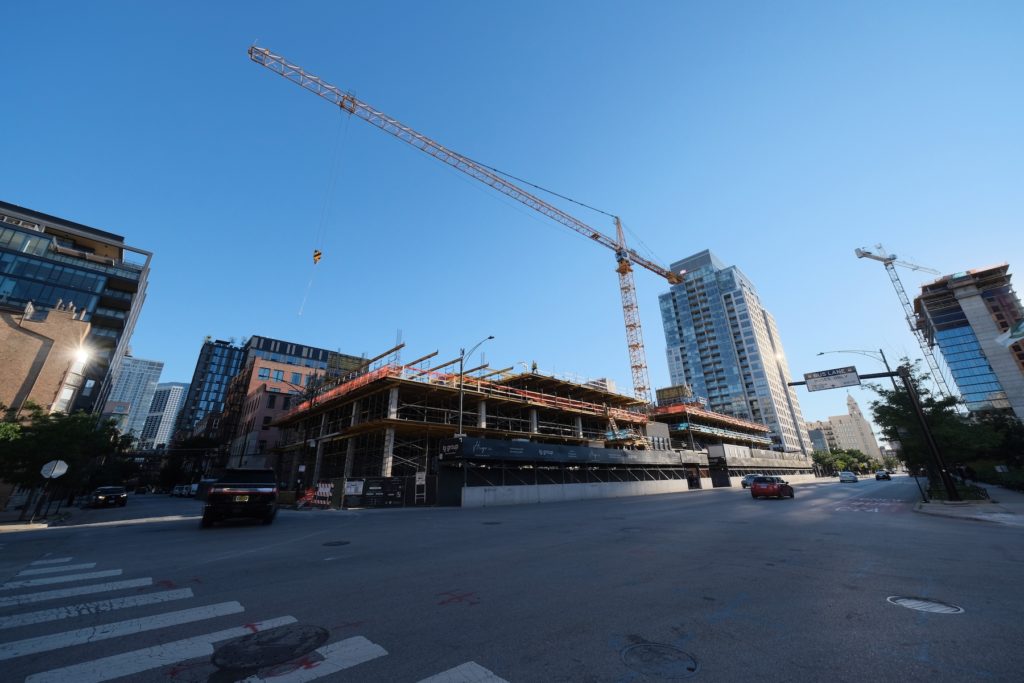 TwinBuilding Development "HUGO" Passes Third Floor in River North