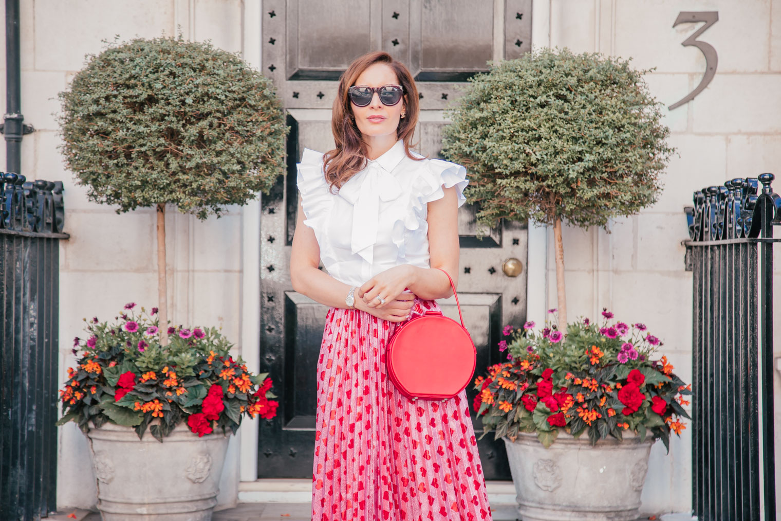 How to wear red and pink together and look chic Chic Journal blog