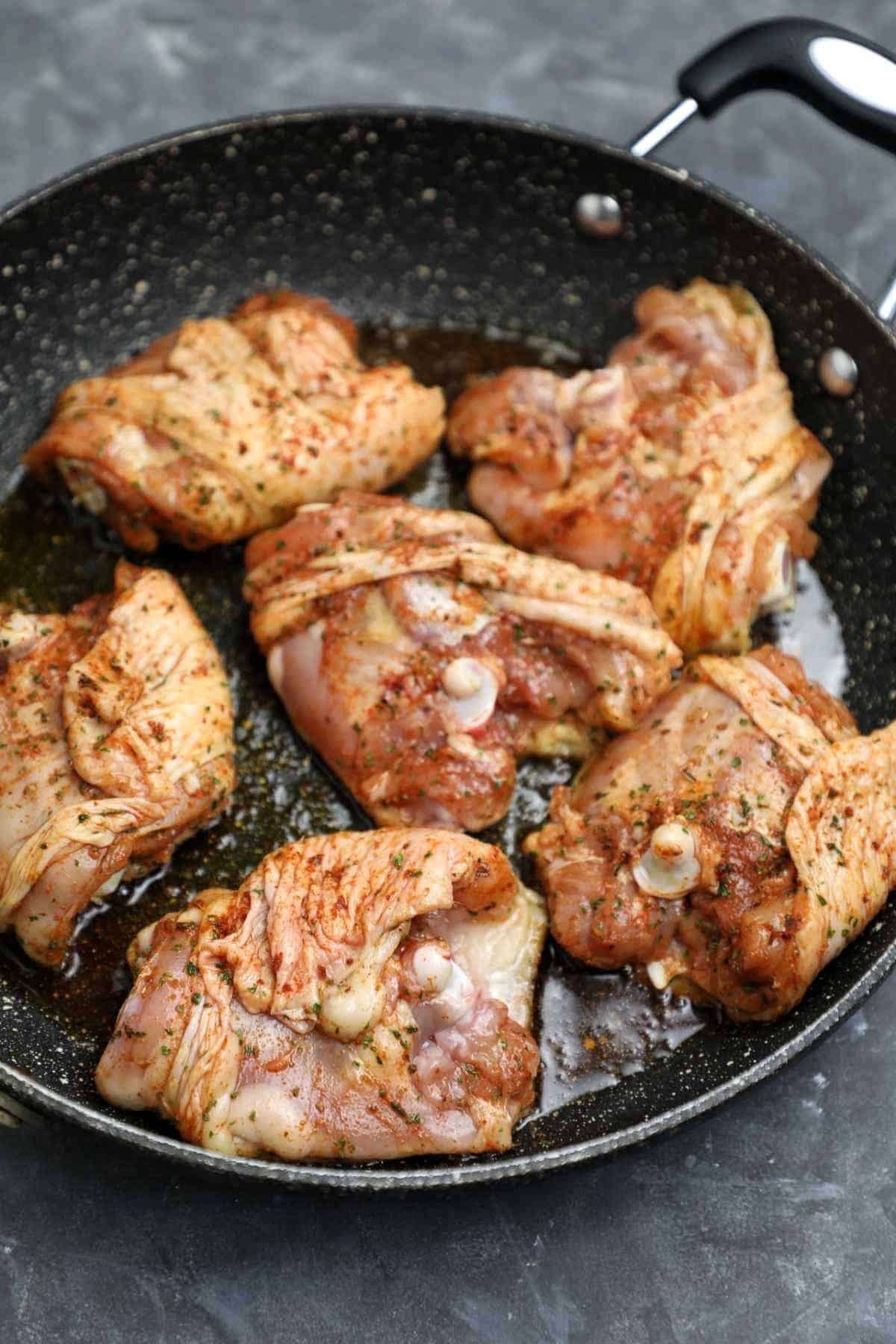 Pan Fried Chicken Thighs Recipe MYTAEMIN