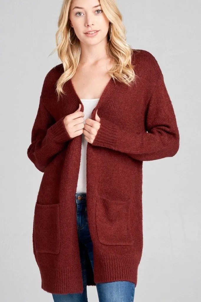 8 Types Of Cardigans When To Wear Them & What Do They Combine Well