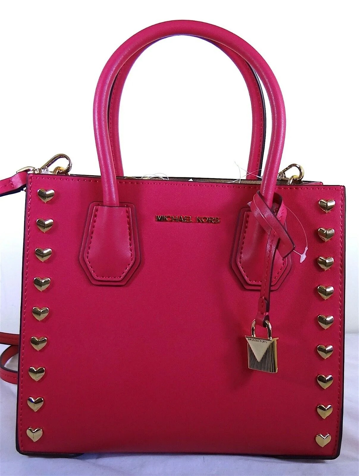 7 Michael Kors Messenger And Crossbody Bags That Are A MustHave · ChicMags