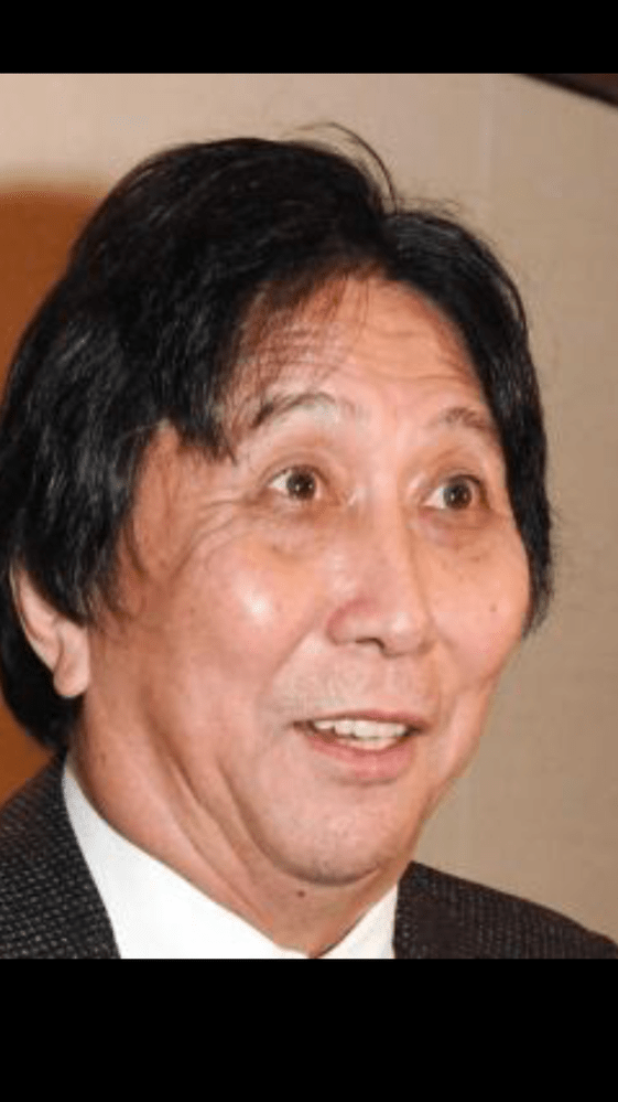 このOfficial髭男dismの藤原聡さんの髪型ってどういう名前な... Yahoo!知恵袋