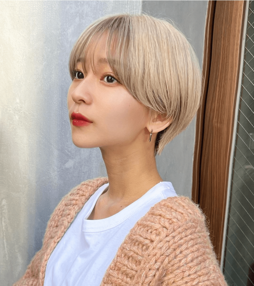 今回全体的にスパイラルパーマをかけたのですが、横から見た時は結構好きな雰囲... Yahoo!知恵袋