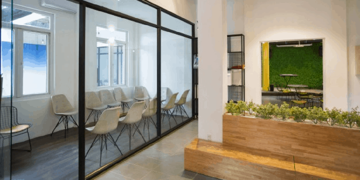 5 Smart Glass & Smart Film Inspired Tips for Modern Office Spaces Chiefway Malaysia