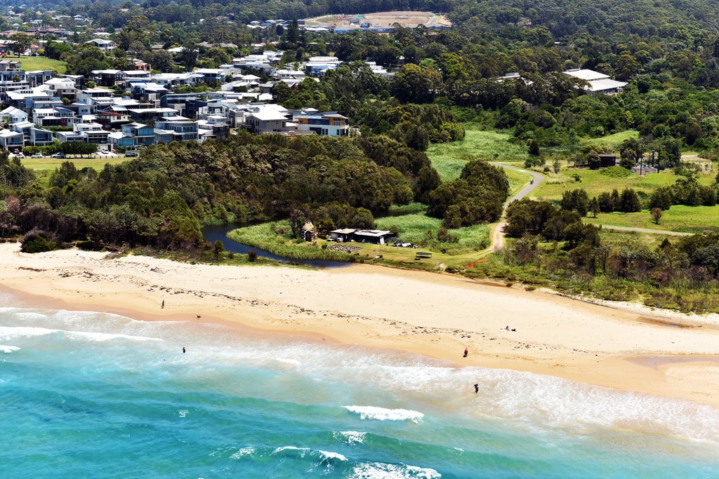 McCauley's Beach, Thirroul Chilby Photography