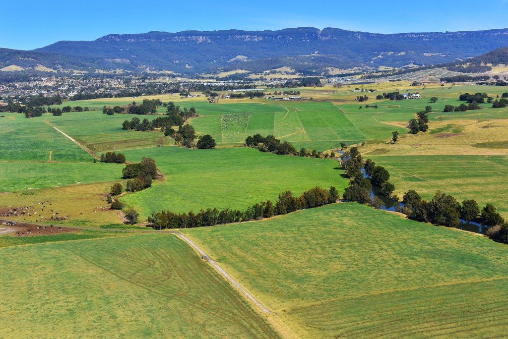 Albion Park, Farmland Chilby Photography