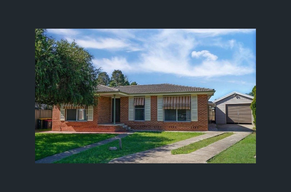 4 Hinton Glen, North St Marys