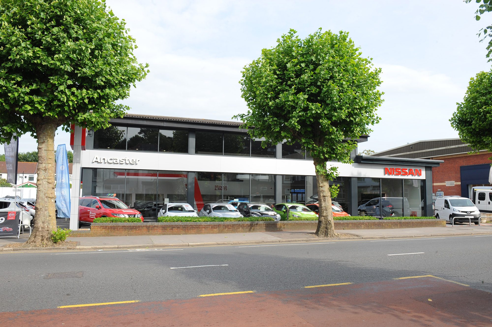 NISSAN CROYDON Chiltern Designs