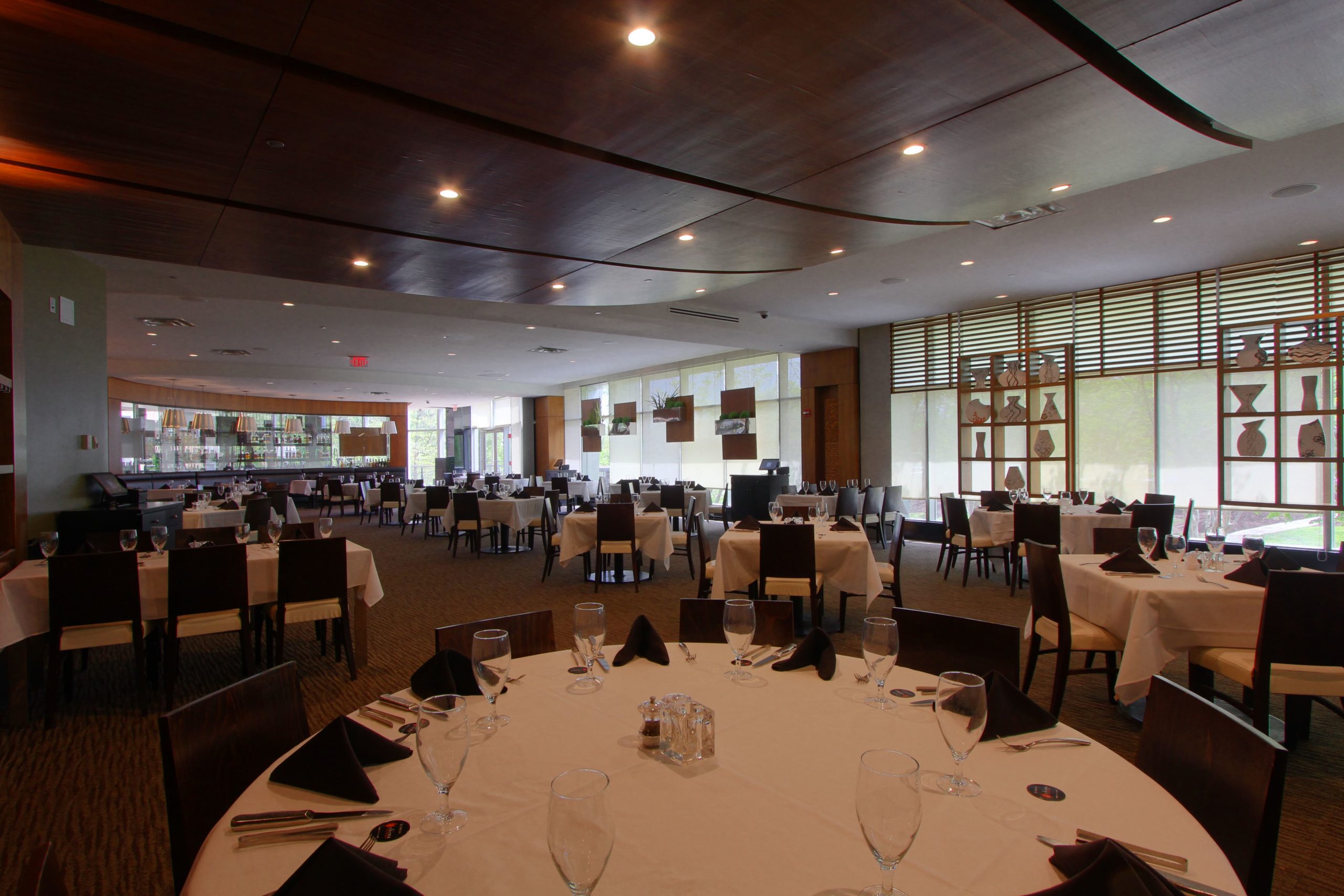 Tysons Steakhouse l Upscale Atmosphere, Rodizio Experience