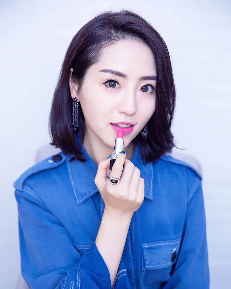 Interview with Elle Lee, Style Blogger China Underground