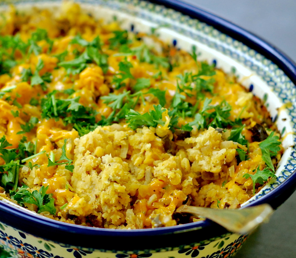 cheesy lentil & brown rice hotdish {vegetarian} ChinDeep