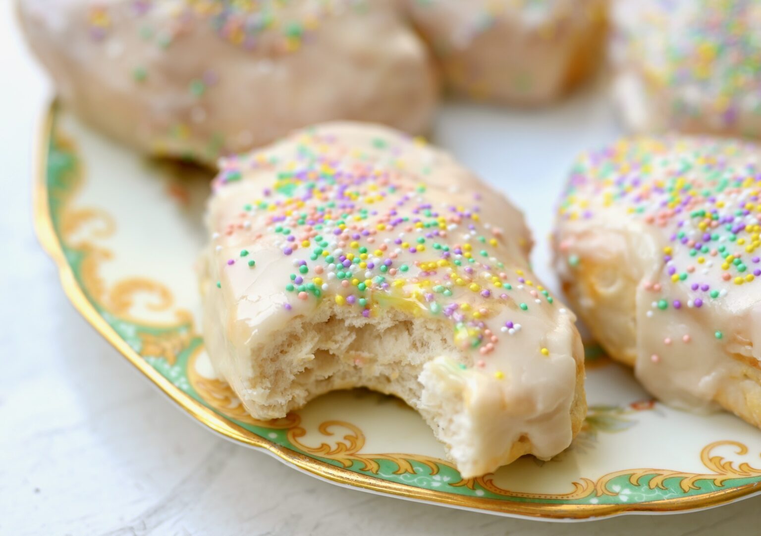 air fryer maple bars {maple donuts} ChinDeep