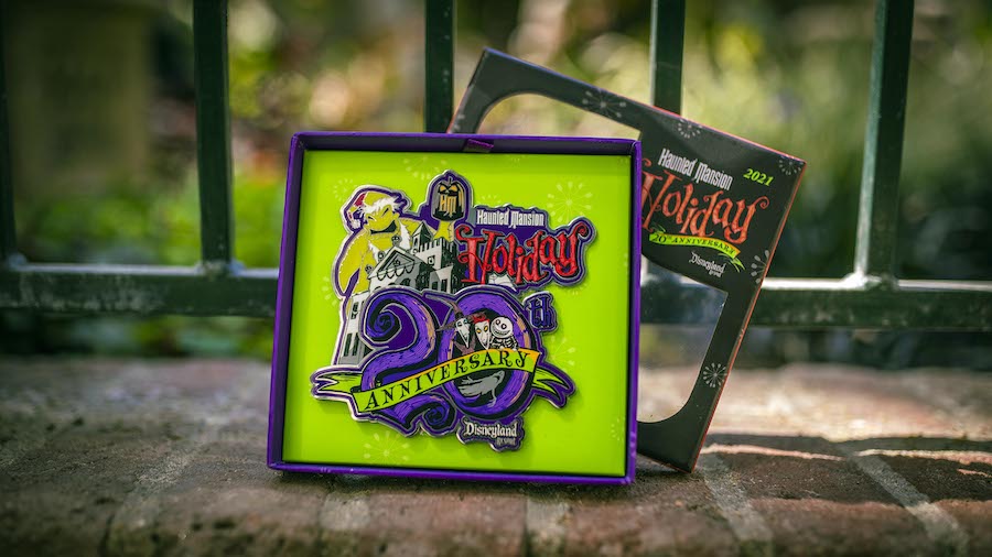 2021 Haunted Mansion Holiday Gingerbread House at Disneyland