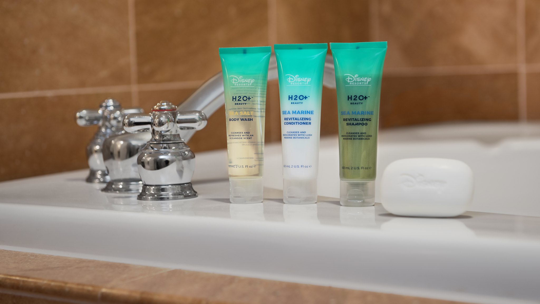 Walt Disney World is Offering a 1000 Signing Bonus at Housekeeping Job