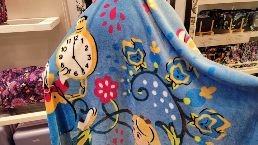 New Alice In Wonderland Vera Bradley Collection At Disney Springs! Alice In Wonderland Vera Bradley Collection