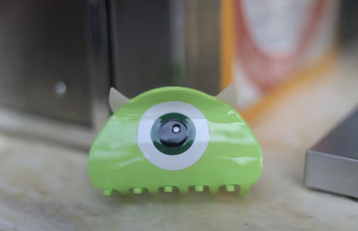 Mike And Sulley Claw Hair Clips