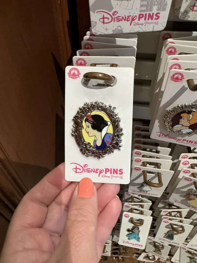New Disney Princess Pins Now At Magic Kingdom! Disney Princess Pins