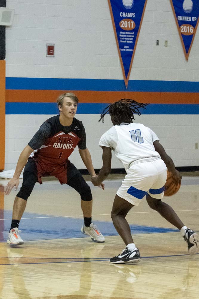 Vernon Yellowjackets Host the Wewahitchka Gator Boy Basketball