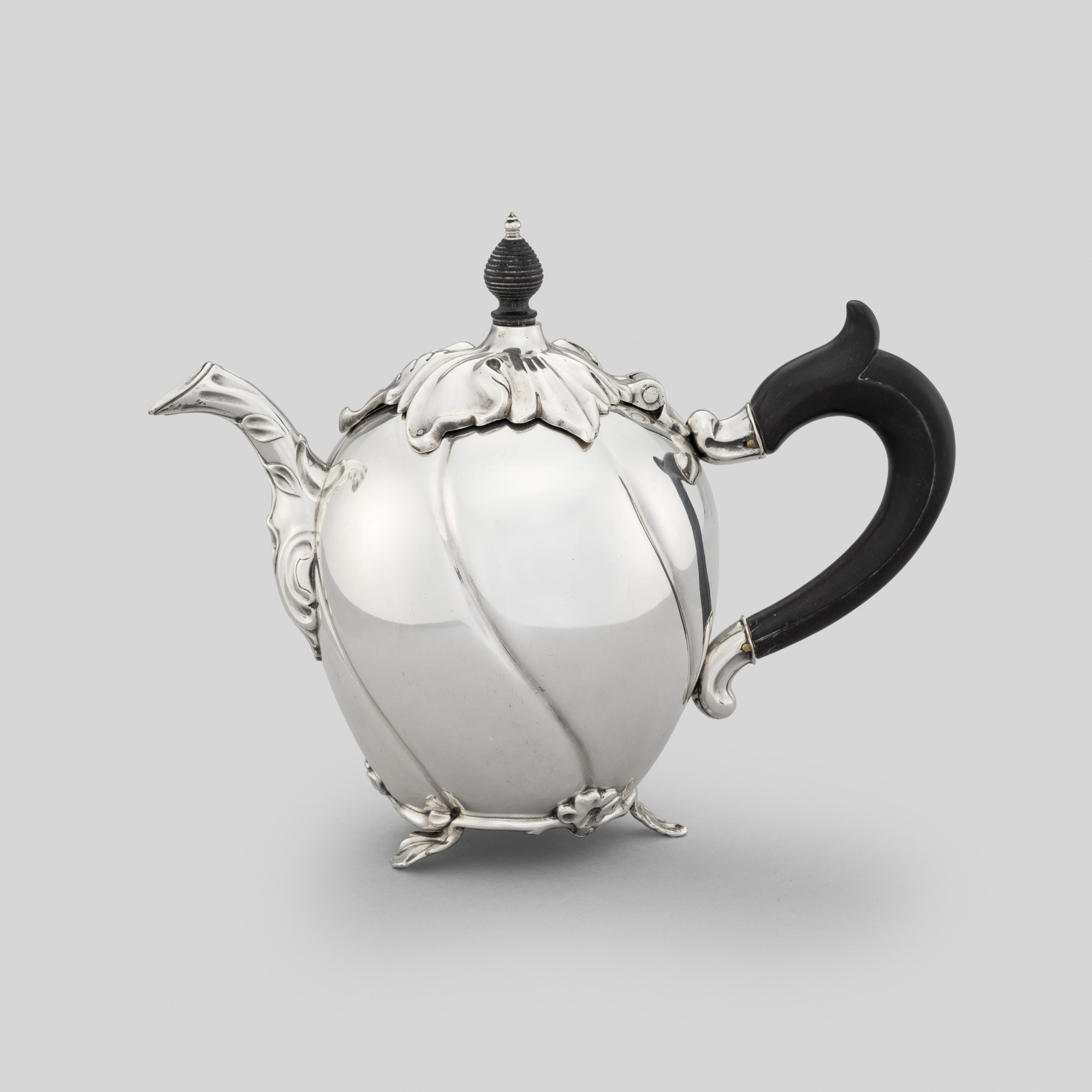 Teapot and milk jug