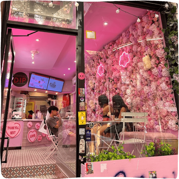 Chocolate DIP New York based chocolate dessert takeaway. Luxurious