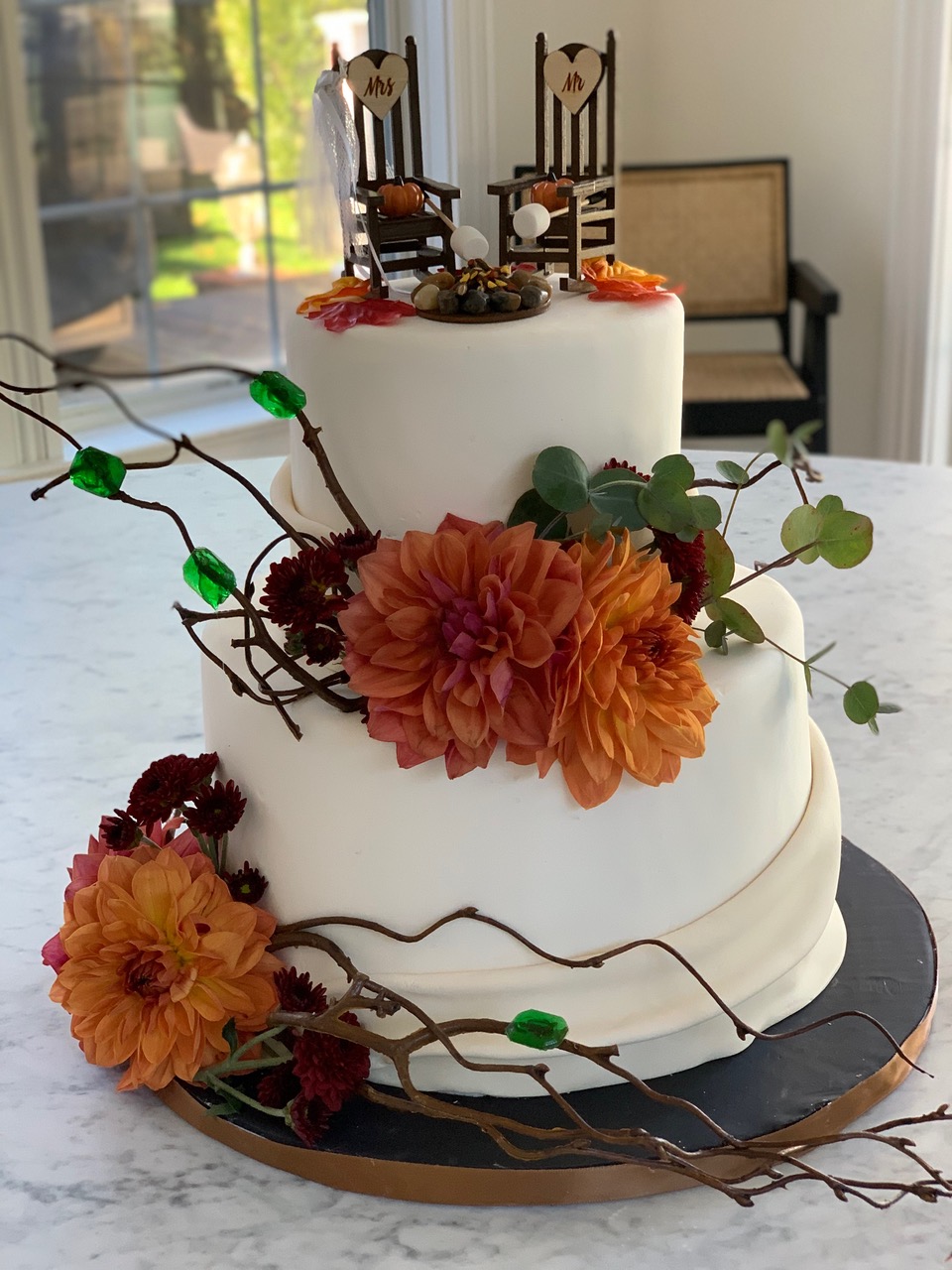 Custom Cake Decorating, Wedding & Birthdays (516) 2490887