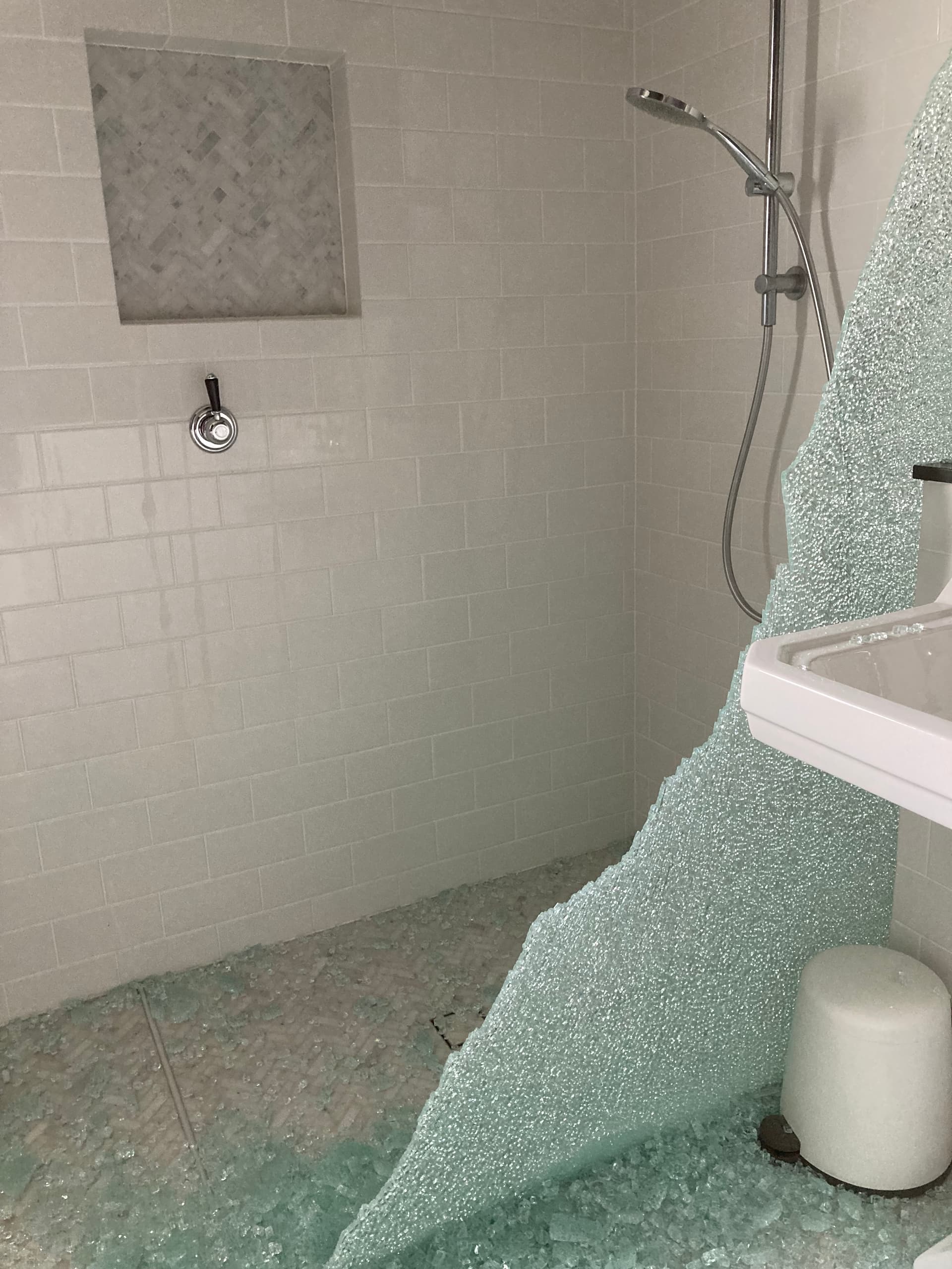 Exploding Safety Glass Panels Shower screens, Balustrades etc Home