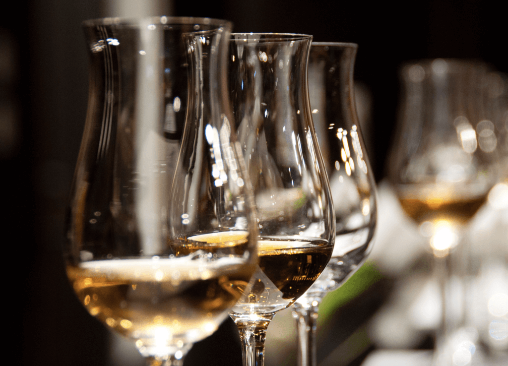 How to Serve Dessert Wine To Chill, or Not to Chill? Choice Wineries