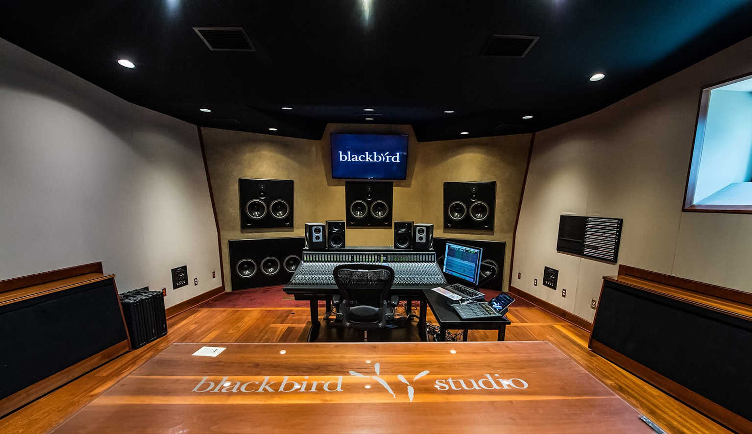 Blackbird Studio Chosen The Musical