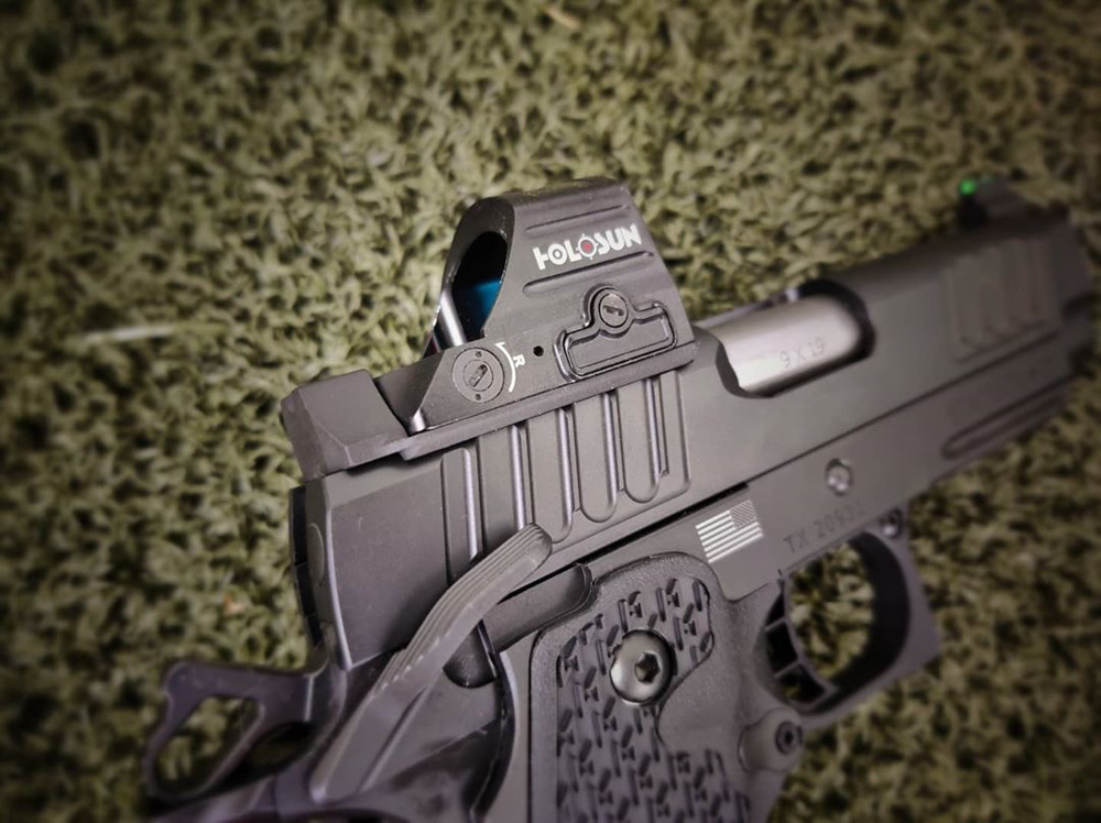 1911 / 2011 OPTICS CUT & OPTICS ADAPTER PLATE C&H Precision Weapons