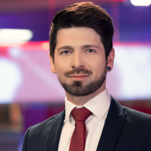 Chris Fox Presenter, Reporter and Creative