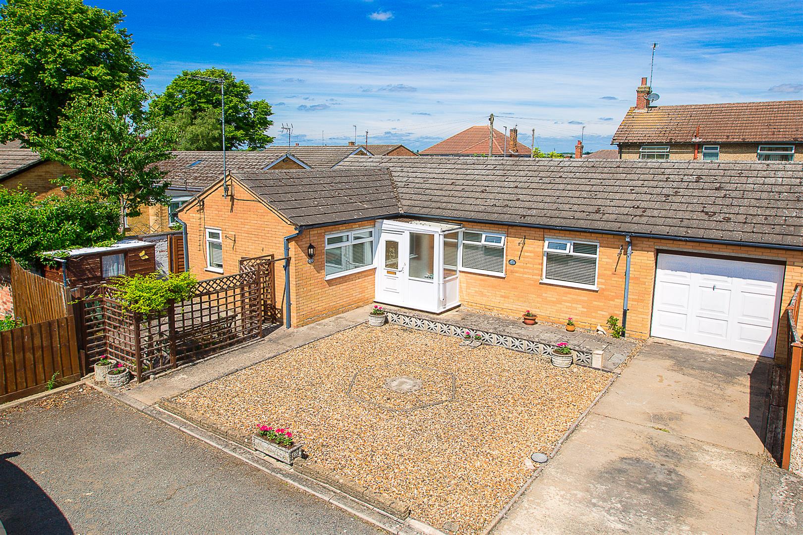 Properties in Northamptonshire Page 4 of 5 Chris The Estate