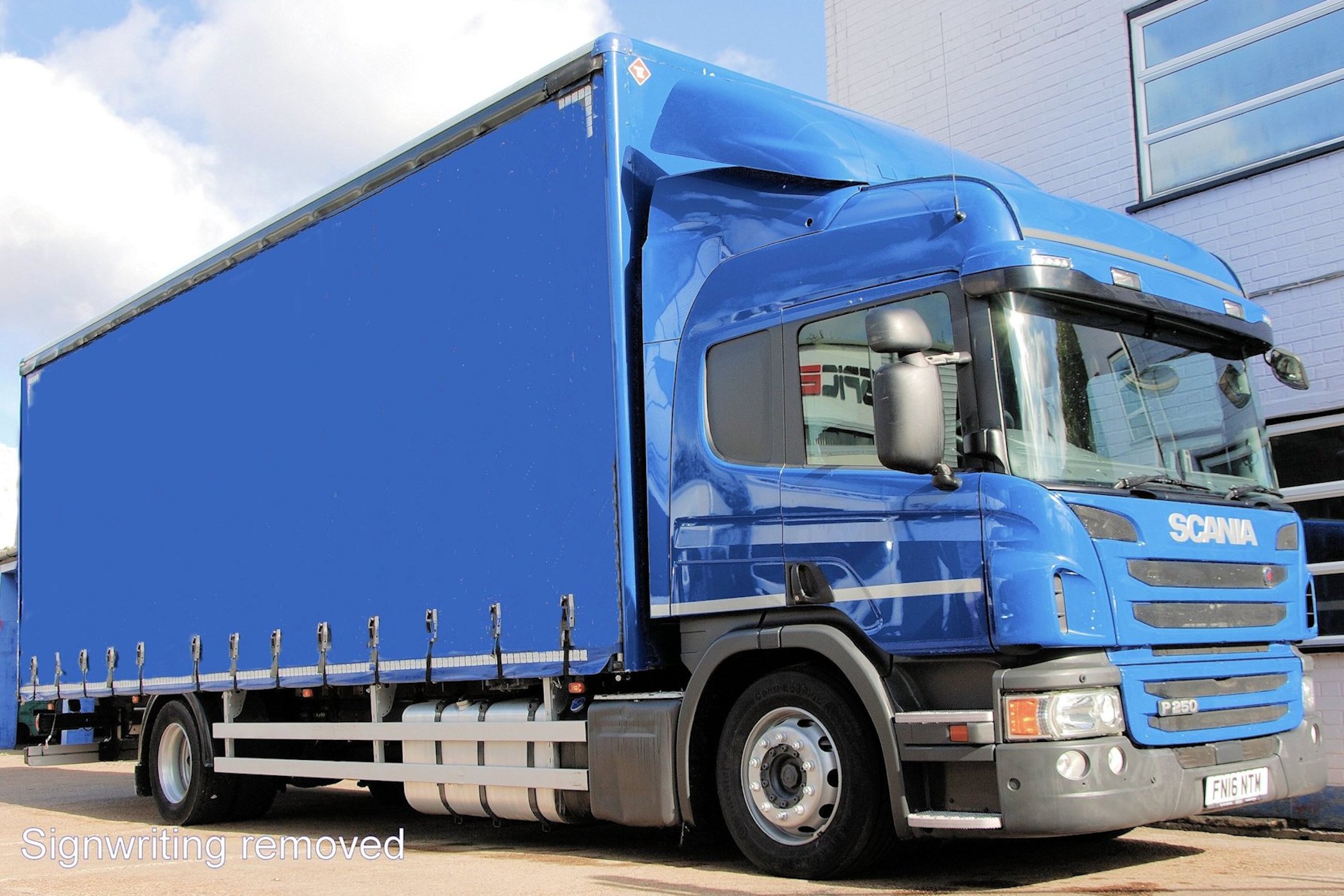 SCANIA 4x2 - P250 - EURO 6 - 18 ton Curtain T/Lift - Chris ...